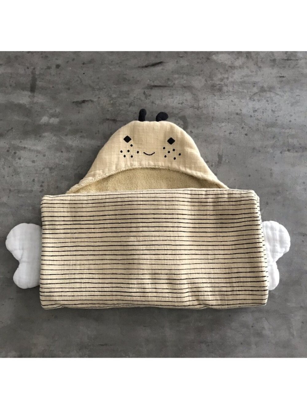 Pottery Barn Kids Bumble Bee Towel Hooded Baby Muslin Organic Cotton Yellow